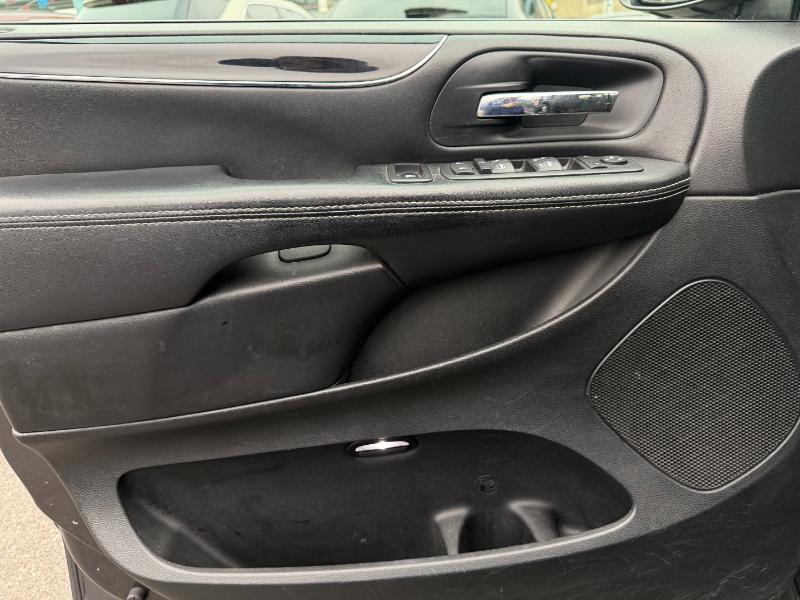 Dodge Grand Caravan SE 2015