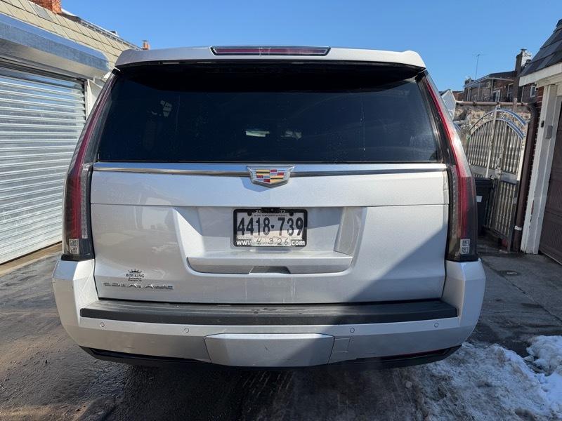 Cadillac Escalade ESV Platinum 4WD 2018