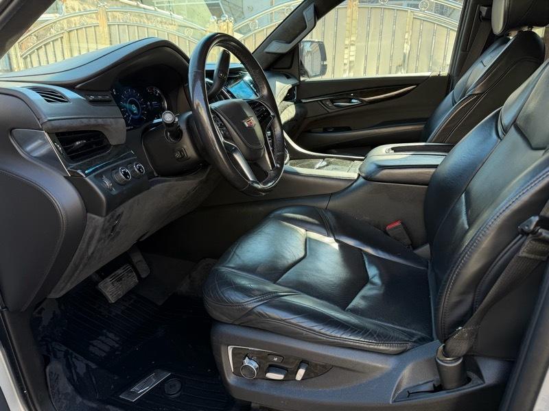 Cadillac Escalade ESV Platinum 4WD 2018