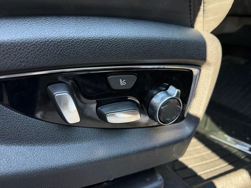 Cadillac Escalade ESV Platinum 4WD 2018