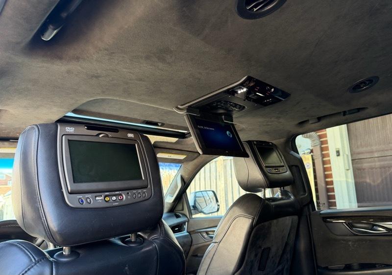 Cadillac Escalade ESV Platinum 4WD 2018