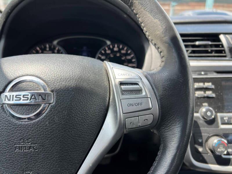 Nissan Altima 2.5 SL Sedan 2018