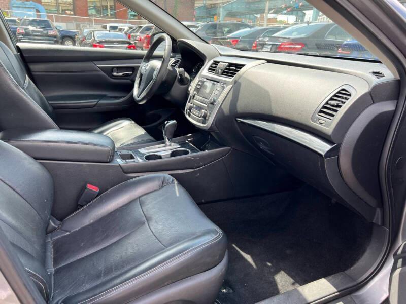 Nissan Altima 2.5 SL Sedan 2018