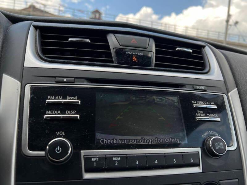 Nissan Altima 2.5 SL Sedan 2018