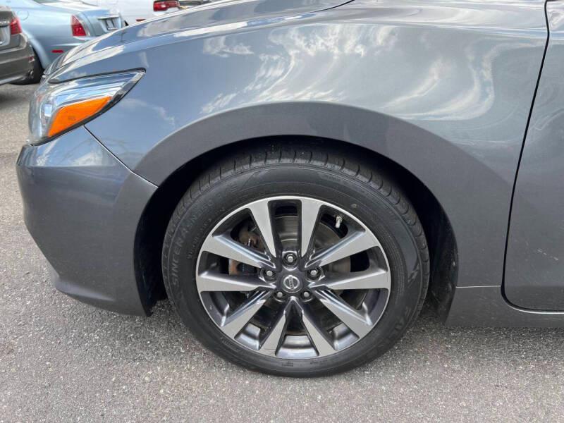 Nissan Altima 2.5 SL Sedan 2018