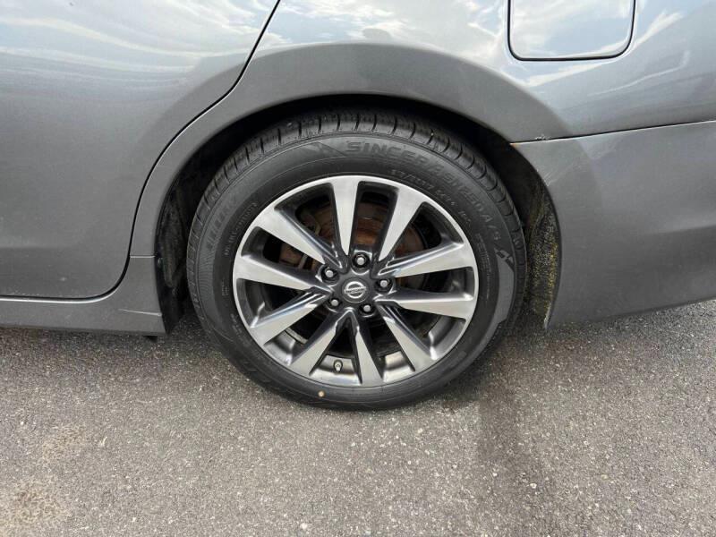 Nissan Altima 2.5 SL Sedan 2018