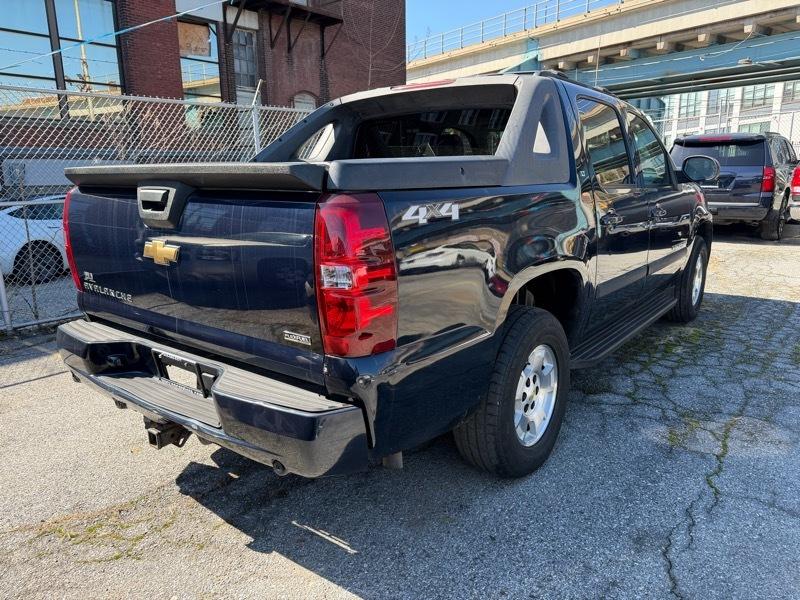 Chevrolet Avalanche LT 4WD 2007
