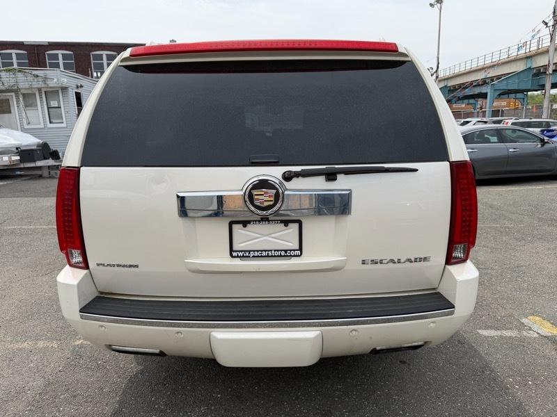 Cadillac Escalade ESV AWD Platinum 2013
