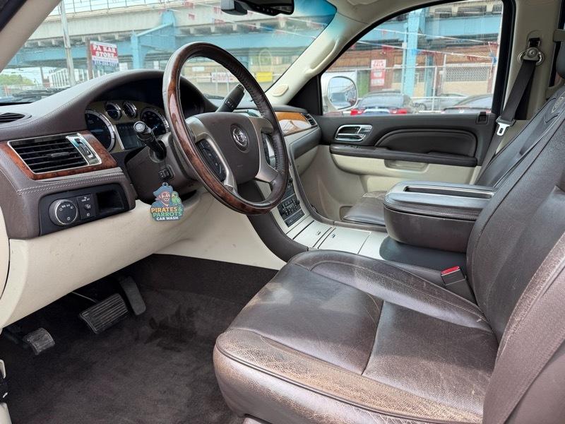 Cadillac Escalade ESV AWD Platinum 2013