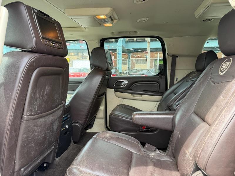 Cadillac Escalade ESV AWD Platinum 2013