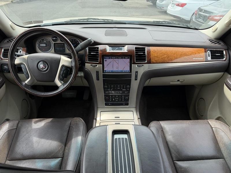 Cadillac Escalade ESV AWD Platinum 2013
