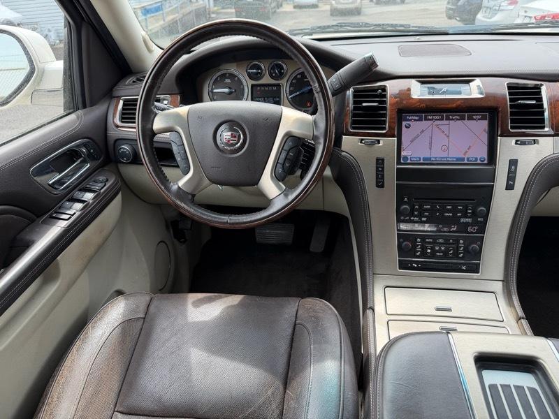 Cadillac Escalade ESV AWD Platinum 2013