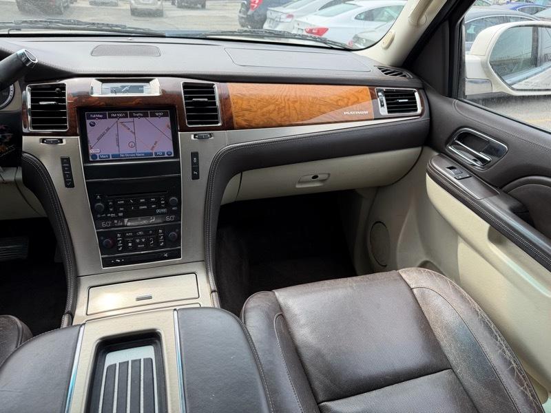 Cadillac Escalade ESV AWD Platinum 2013
