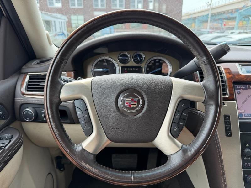 Cadillac Escalade ESV AWD Platinum 2013