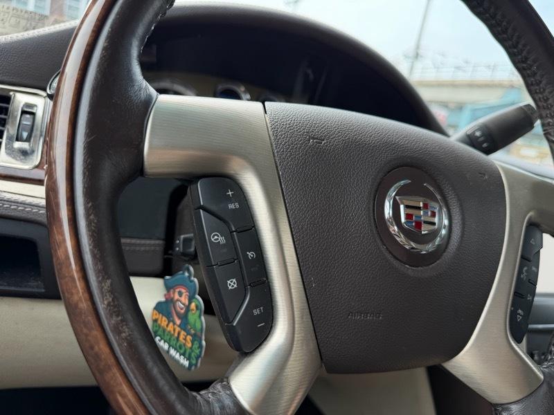 Cadillac Escalade ESV AWD Platinum 2013