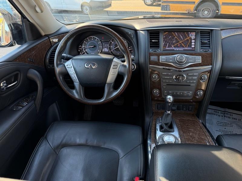 Infiniti QX80 4WD 2017