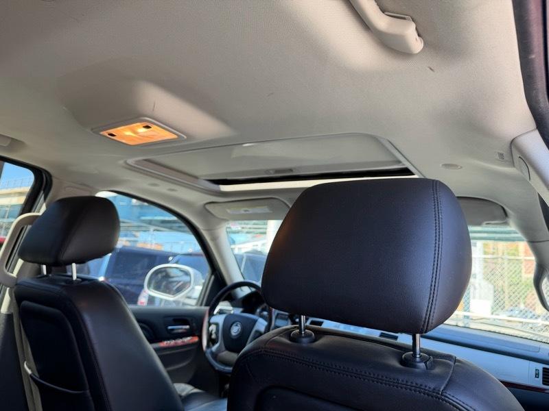 Cadillac Escalade 2WD Luxury 2013