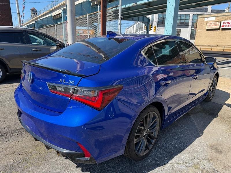Acura ILX 8-Spd AT w/ Premium & A-SPEC Packages 2021