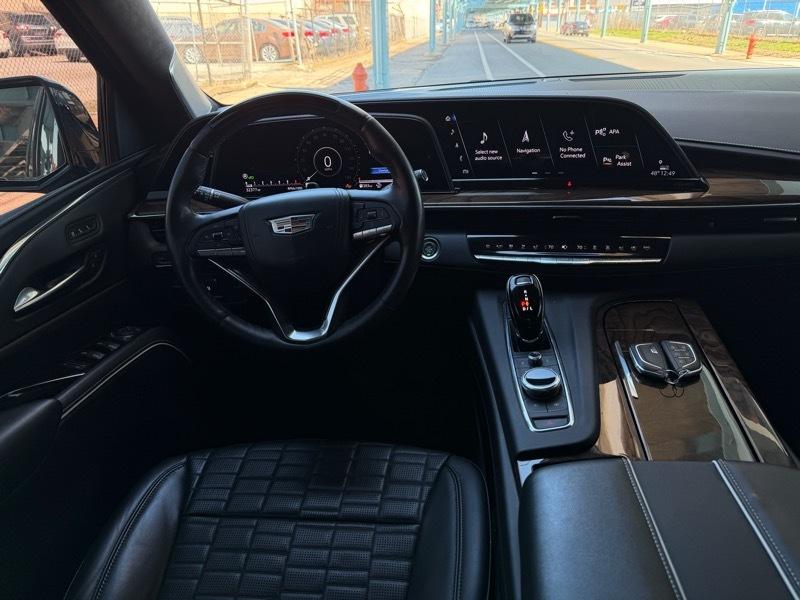 Cadillac Escalade ESV Sport Platinum AWD 2023