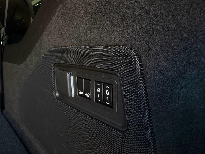 Cadillac Escalade ESV Sport Platinum AWD 2023