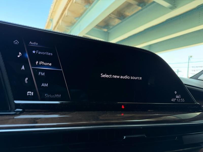 Cadillac Escalade ESV Sport Platinum AWD 2023