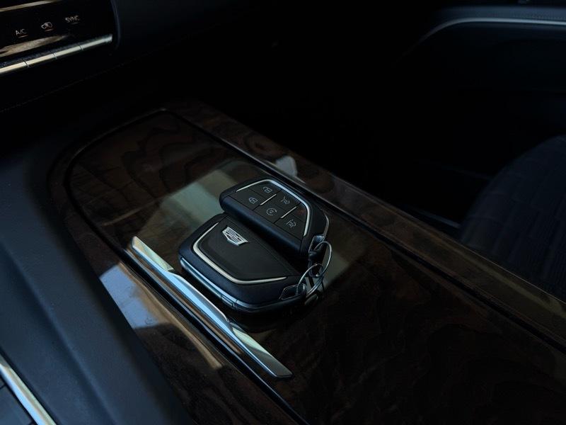 Cadillac Escalade ESV Sport Platinum AWD 2023