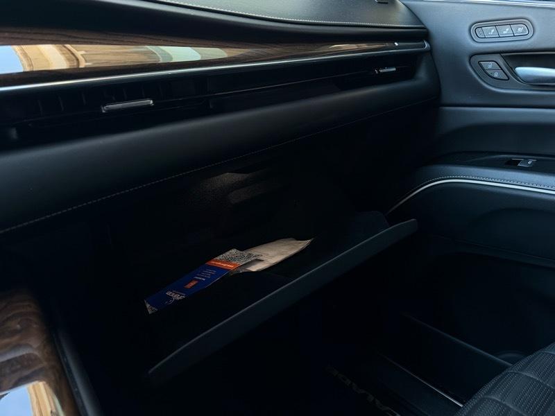 Cadillac Escalade ESV Sport Platinum AWD 2023