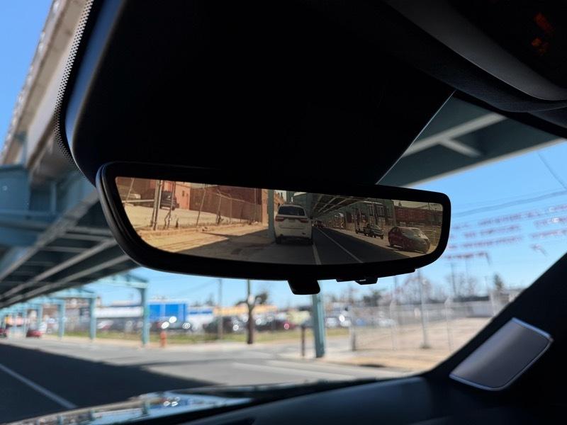 Cadillac Escalade ESV Sport Platinum AWD 2023