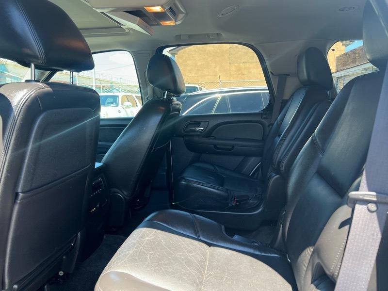 Chevrolet Tahoe LTZ 4WD 2012