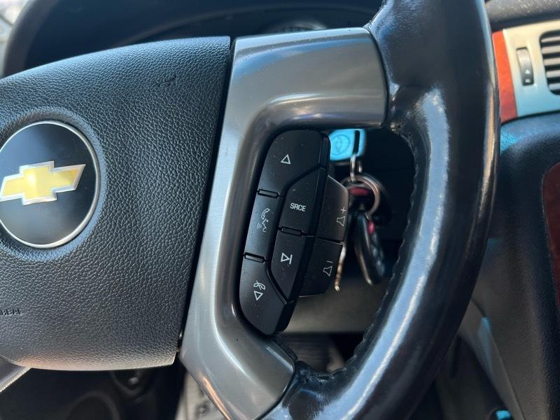 Chevrolet Tahoe LTZ 4WD 2012