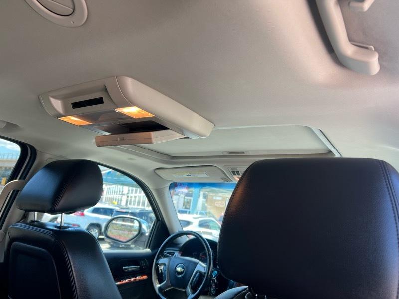 Chevrolet Tahoe LTZ 4WD 2012