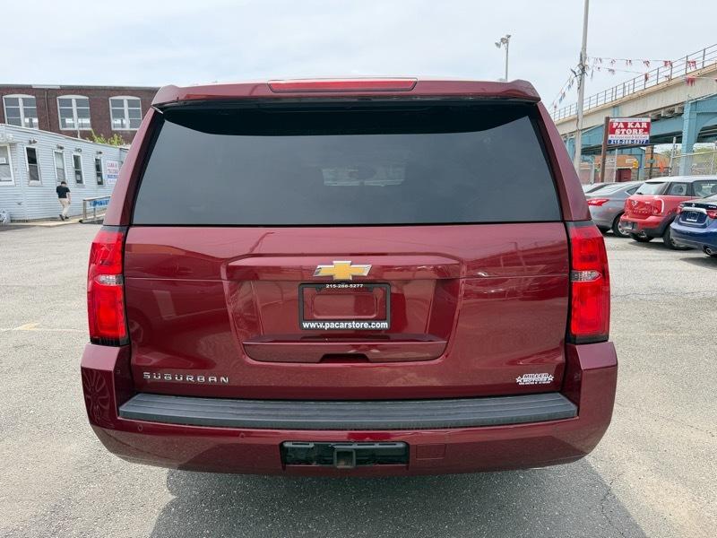 Chevrolet Suburban LT 4WD 2018