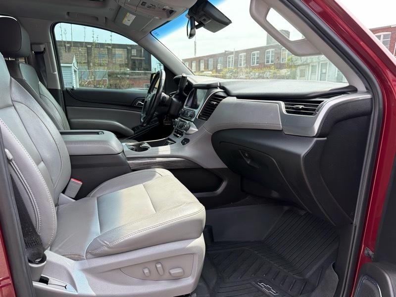 Chevrolet Suburban LT 4WD 2018