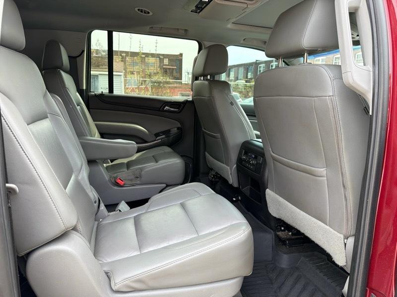 Chevrolet Suburban LT 4WD 2018