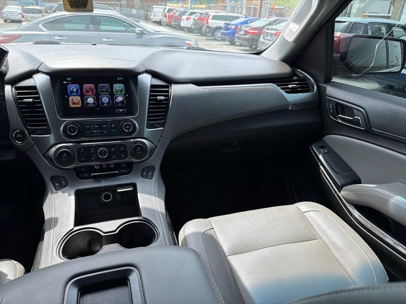 Chevrolet Suburban LT 4WD 2018