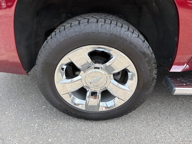 Chevrolet Suburban LT 4WD 2018