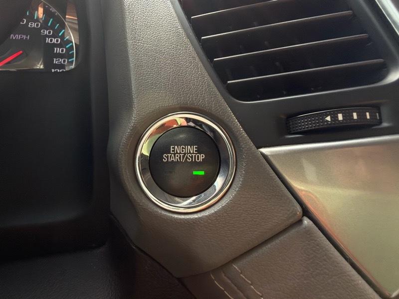 Chevrolet Suburban LT 4WD 2018