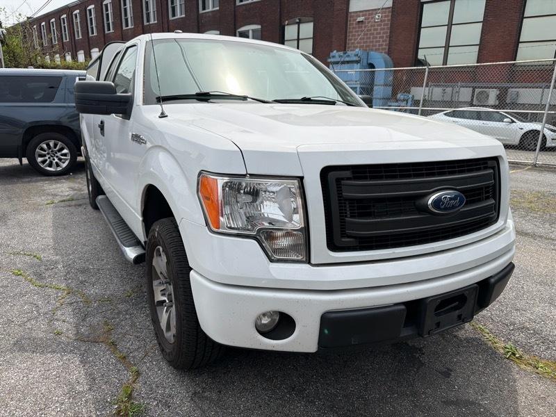 Ford F-150 Supercab 145" STX 2013