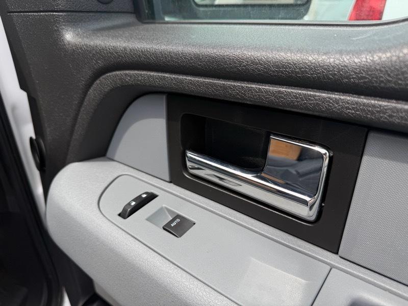 Ford F-150 Supercab 145" STX 2013