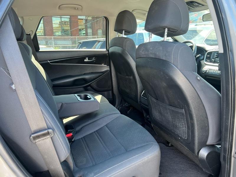 Kia Sorento LX V6 AWD 2017
