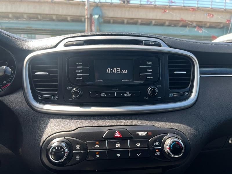 Kia Sorento LX V6 AWD 2017