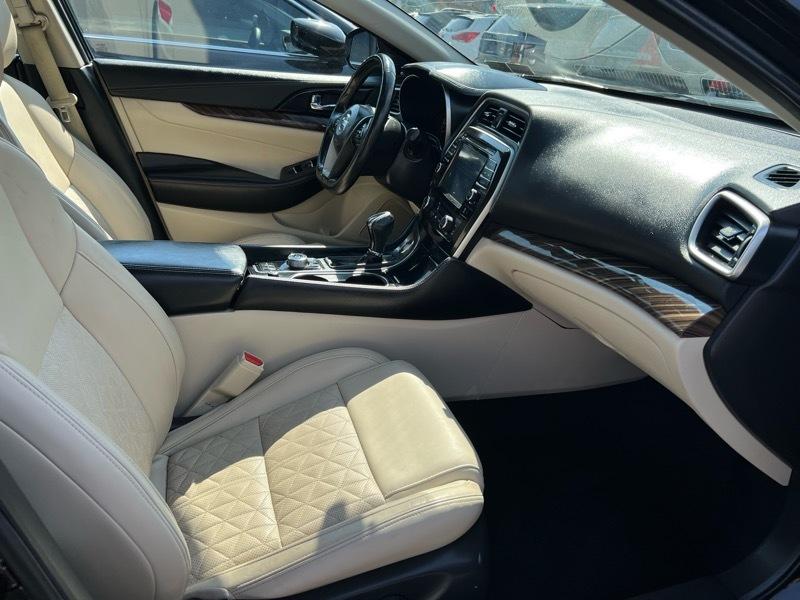 Nissan Maxima Platinum 2017