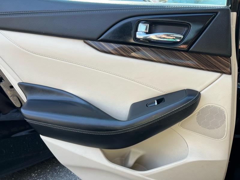 Nissan Maxima Platinum 2017