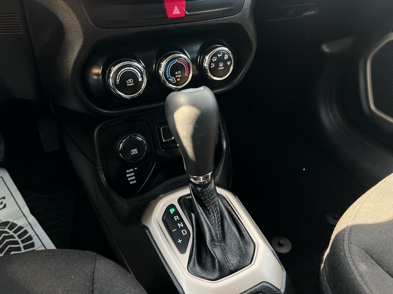Jeep Renegade Latitude 4WD 2016