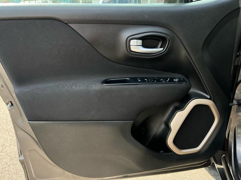 Jeep Renegade Latitude 4WD 2016