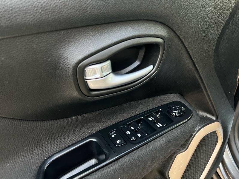 Jeep Renegade Latitude 4WD 2016