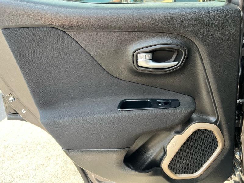 Jeep Renegade Latitude 4WD 2016