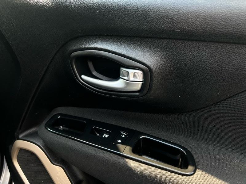 Jeep Renegade Latitude 4WD 2016