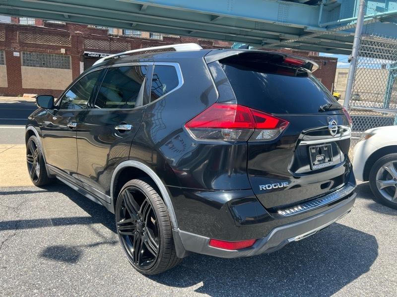 Nissan Rogue SV 2WD 2018