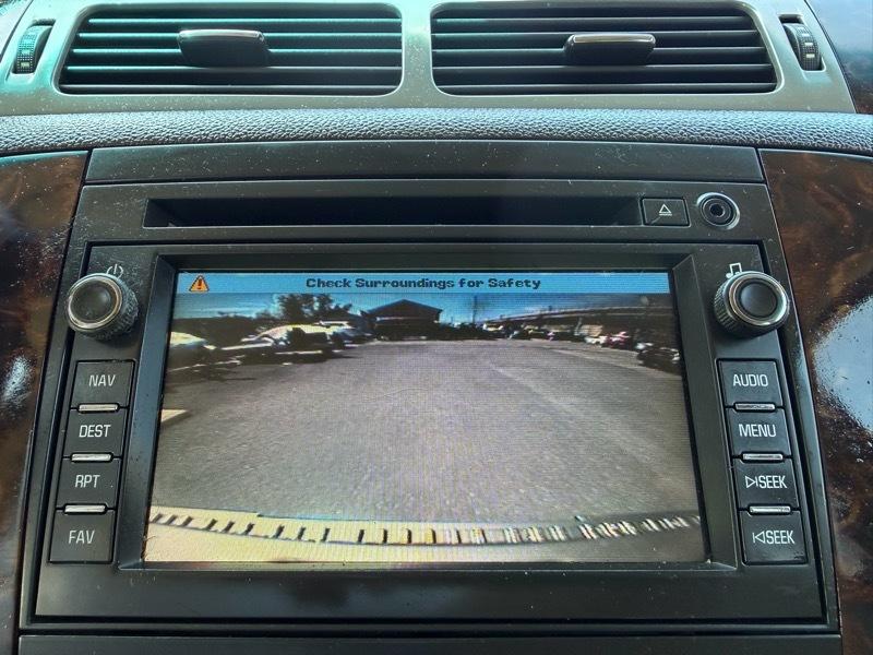 GMC Yukon Denali XL 4WD 2011